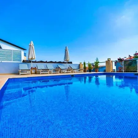 Deniz Manzarali Lara Lueks Villa Kaş