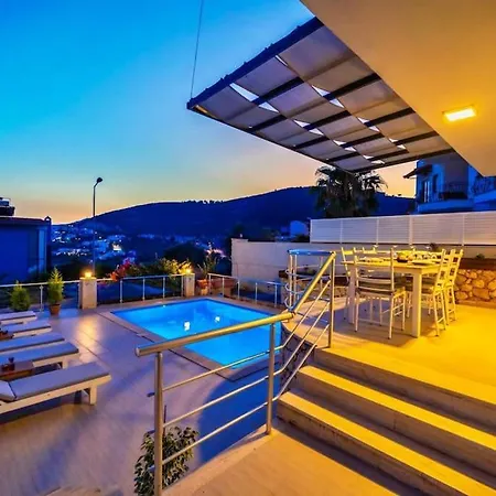 Villa Deniz Manzarali Lara Lueks Kaş